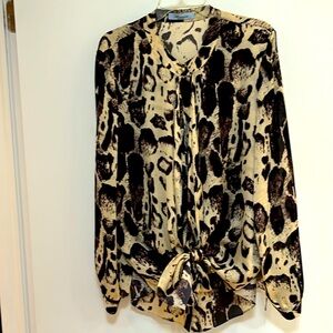 BLUMARINE Made in Italy long sleeves Silk blouse size Italian 46/Cdn 16